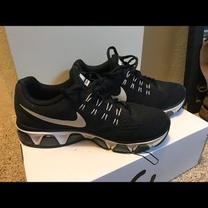 Nike tailwind 8 size 6.5